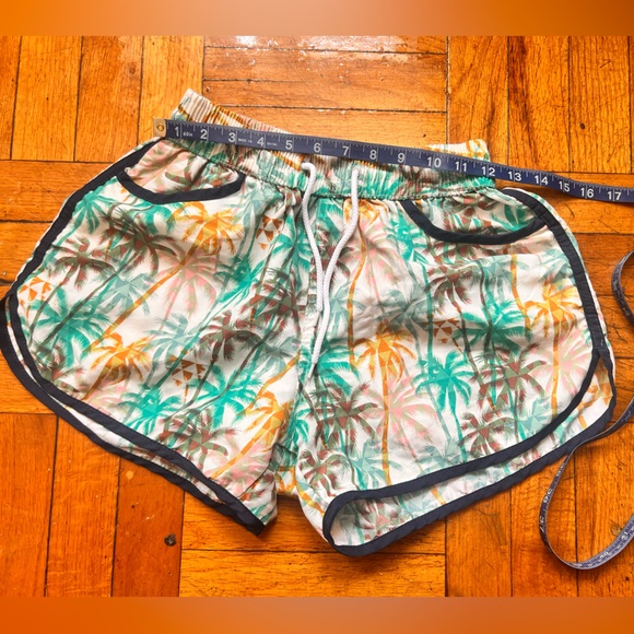 Confort fit short floral size M - Picture 4 of 7